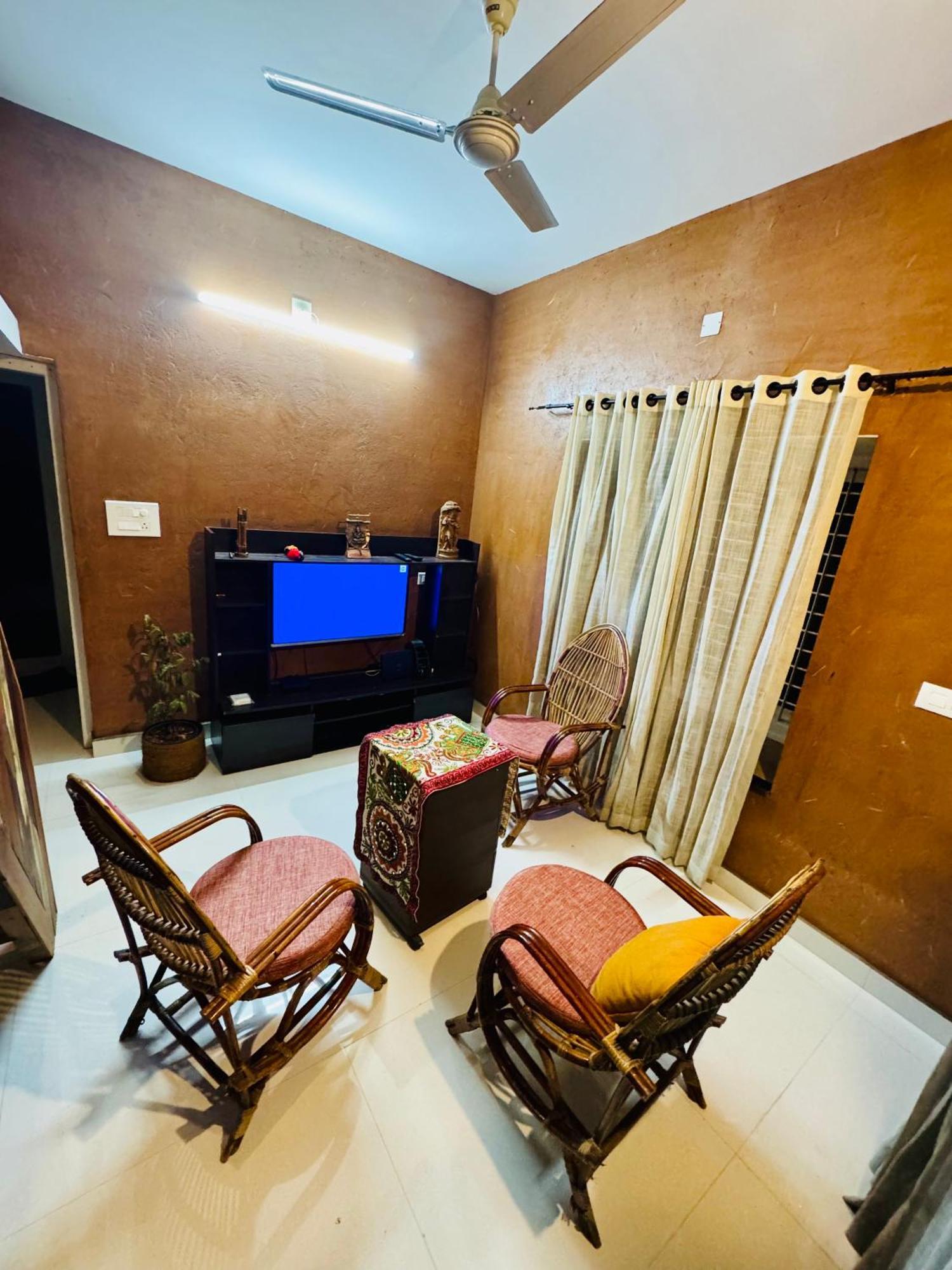 Villa Harmony Nest, Akkulam Thiruvananthapuram Exterior foto